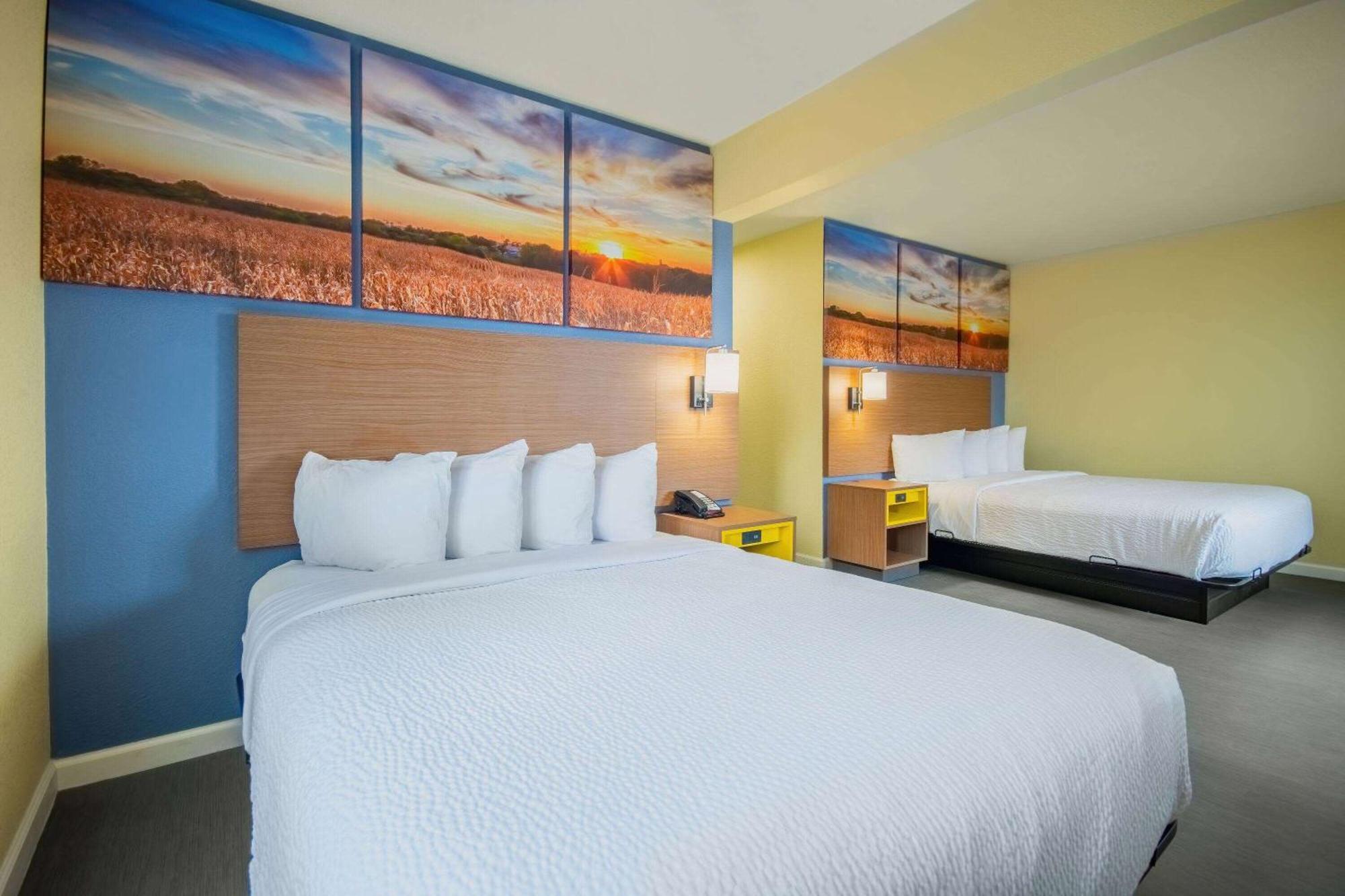 Days & By Wyndham Hotel 3*